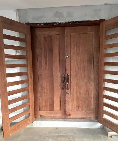 Timber entrance with louver panels — NKH past project